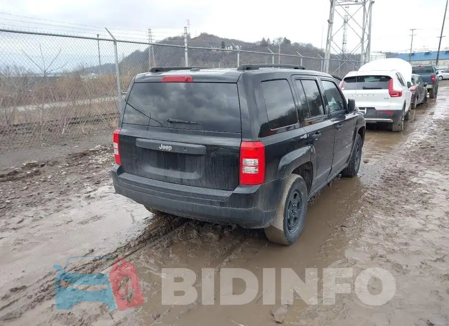 1C4NJPBA9GD726508 Photo# 4