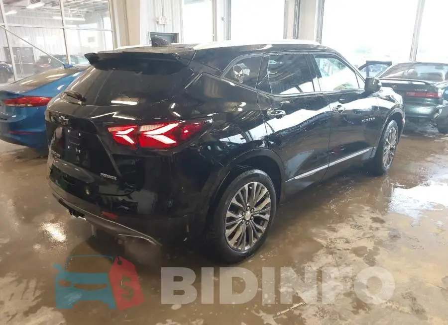 3GNKBLRS2MS502541 Photo# 4