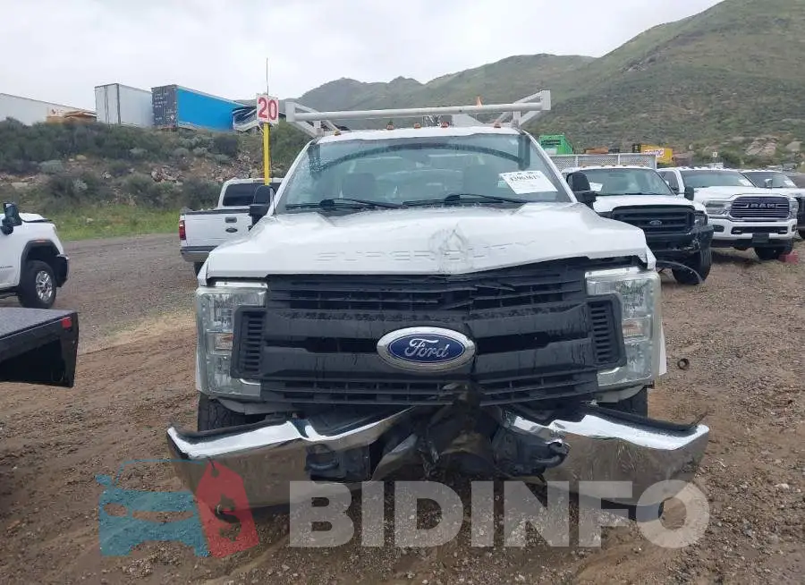 1FDRF3E64HEB86723 Photo# 12