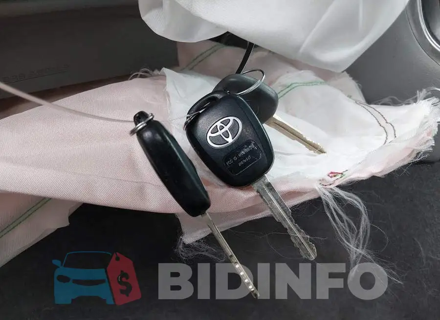4T4BF1FK2GR575324 Photo# 11