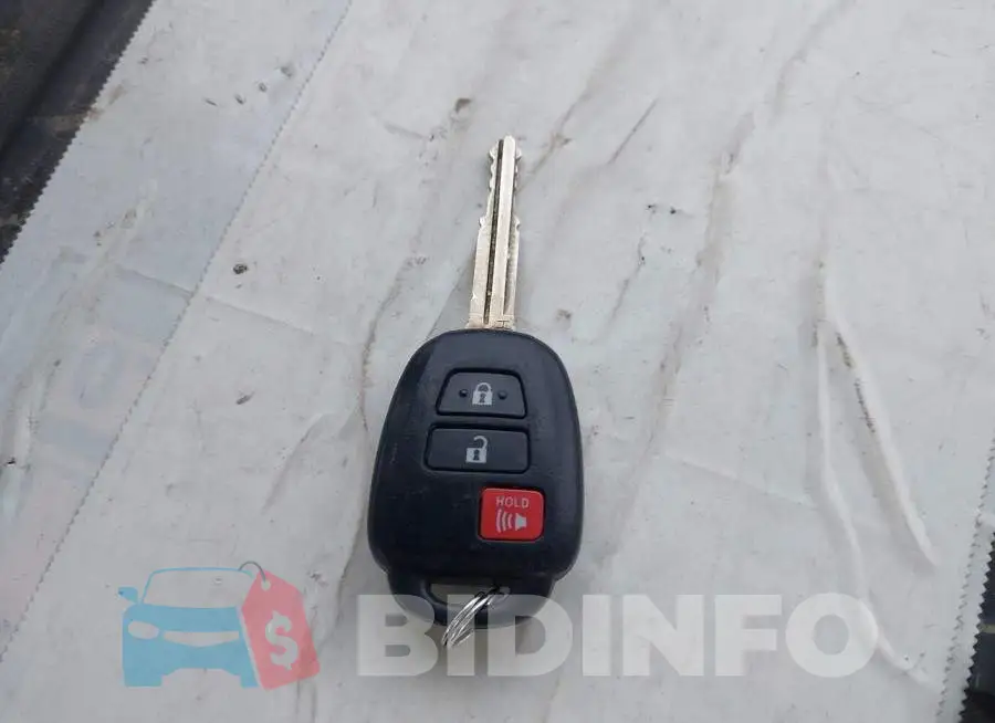 JTDKDTB31G1130721 Photo# 11