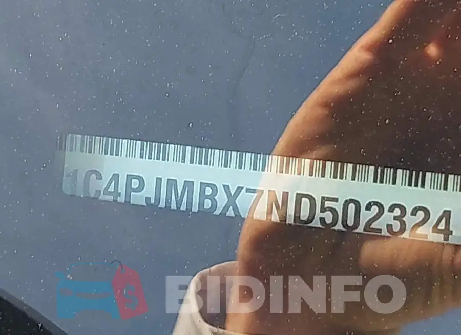 1C4PJMBX7ND502324 Photo# 9