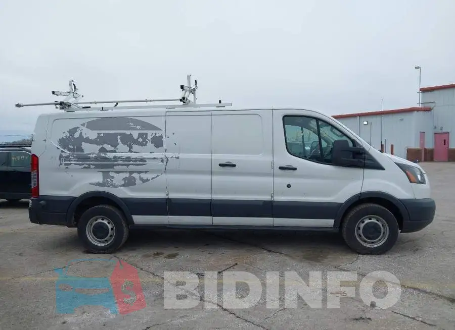 1FTYR2ZM3JKB14459 Photo# 13