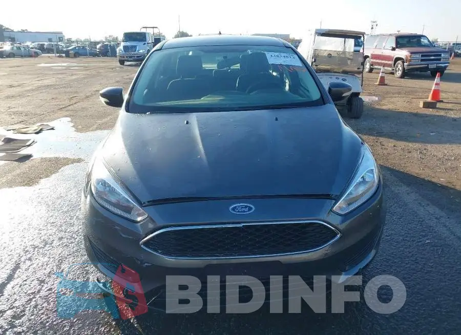 1FADP3F2XHL325505 Photo# 11