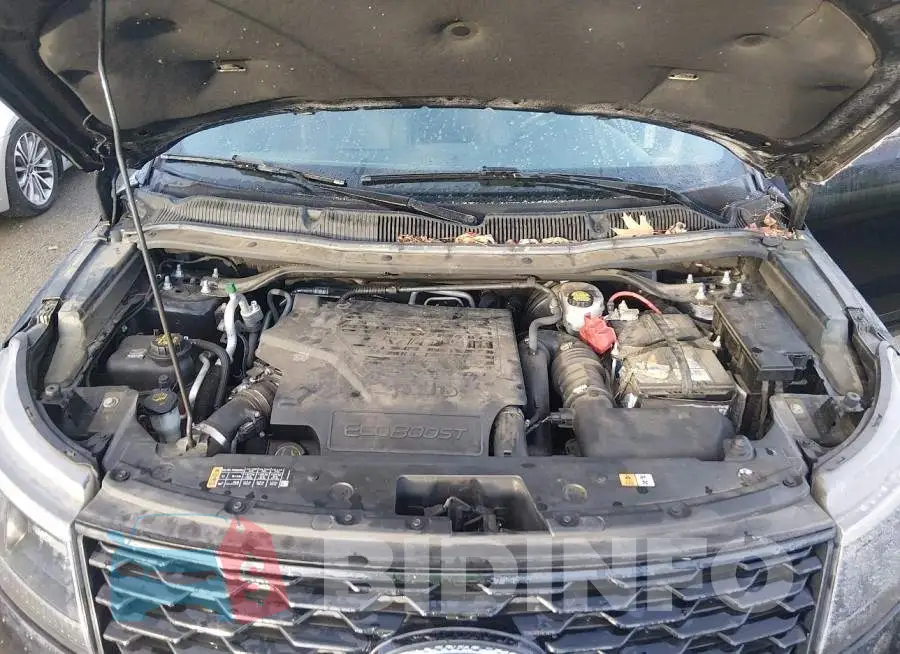 1FM5K8GT5KGB40887 Photo# 10