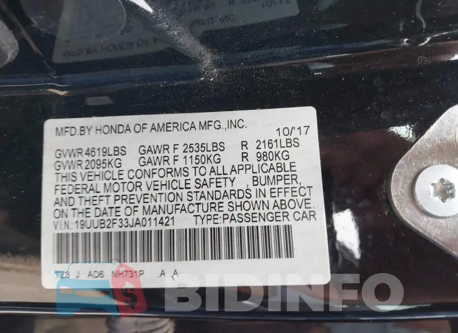 19UUB2F33JA011421 Photo# 9