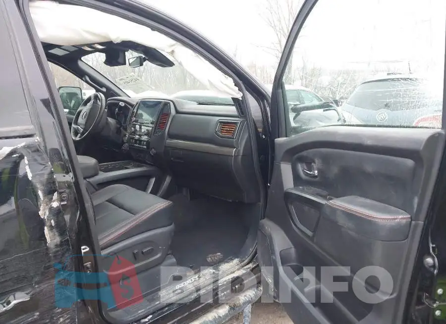 1N6AA1FB8PN117724 Photo# 5
