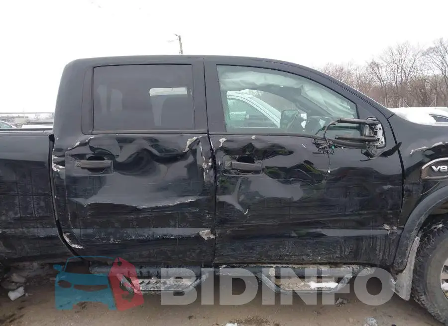 1N6AA1FB8PN117724 Photo# 12