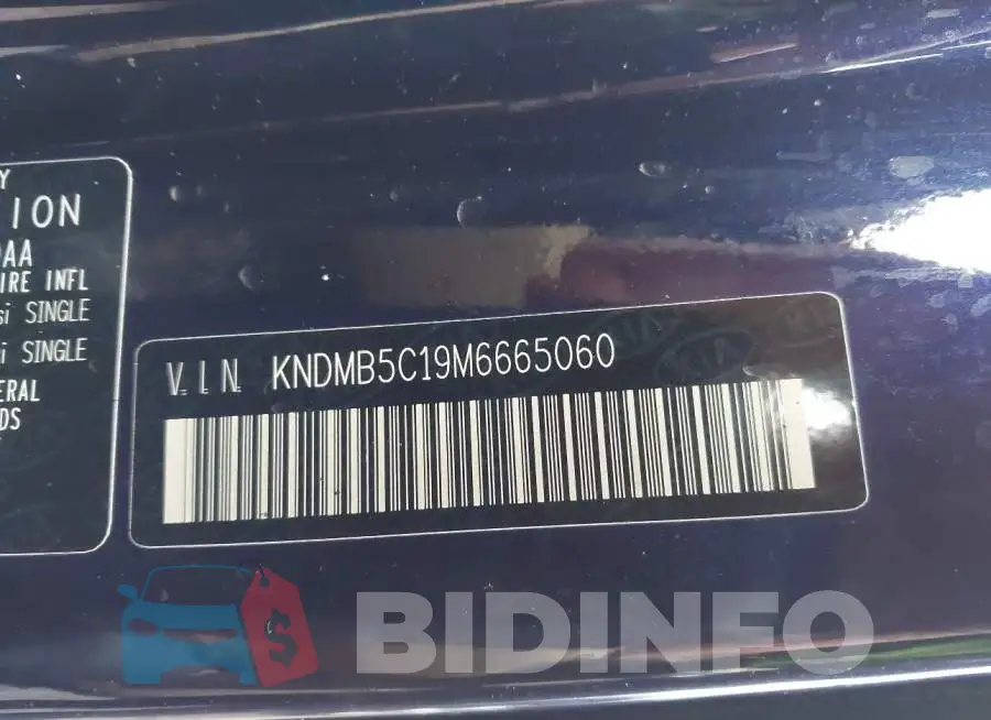 KNDMB5C19M6665060 Photo# 9