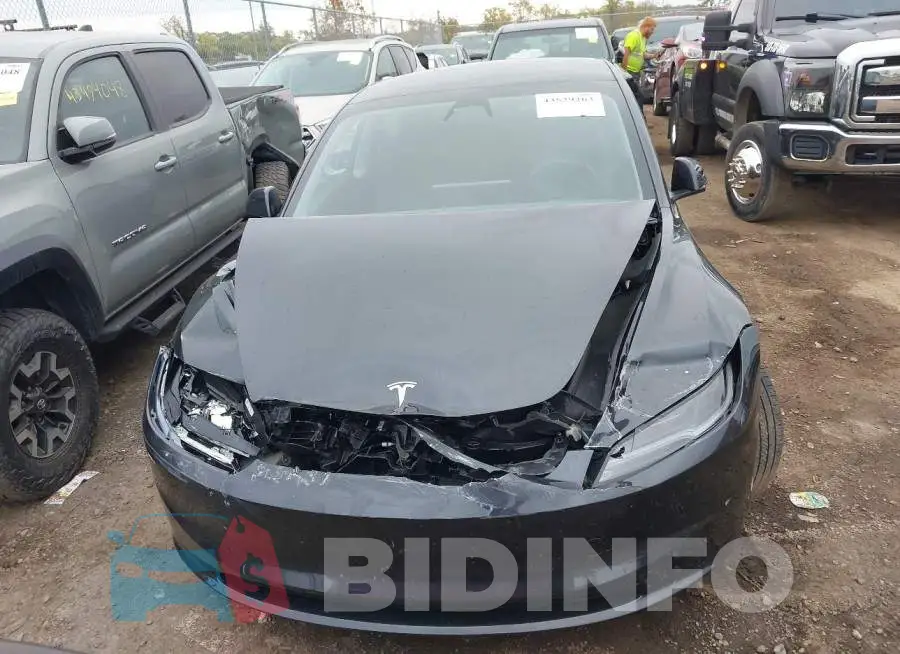 5YJ3E1EB5RF795124 Photo# 11
