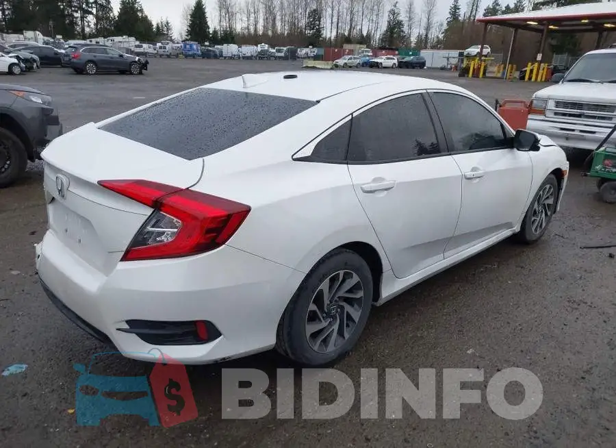19XFC2F77JE208564 Photo# 4