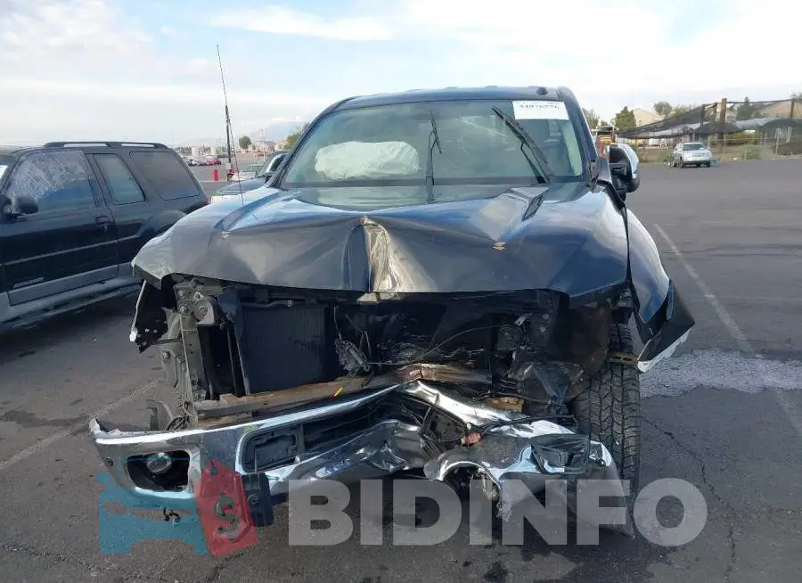 1N6AA1F45JN503591 Photo# 6