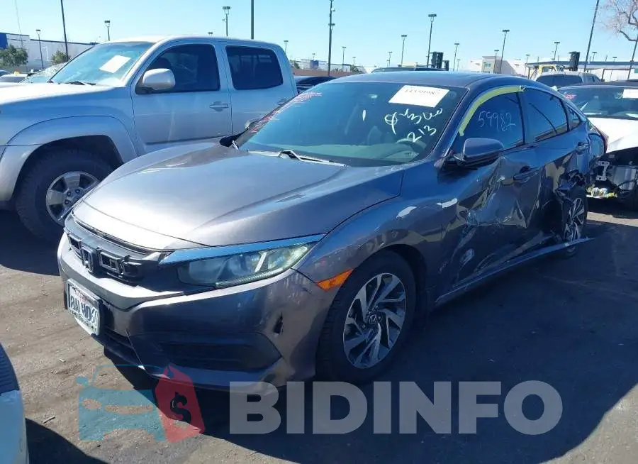 19XFC2F71HE213947 Photo# 2