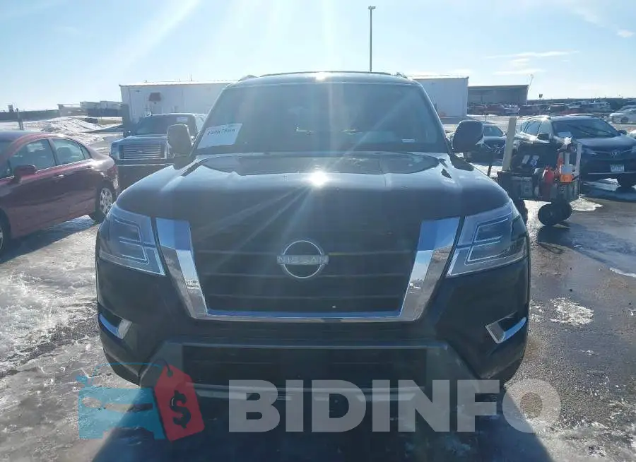 JN8AY2BBXM9791876 Photo# 12