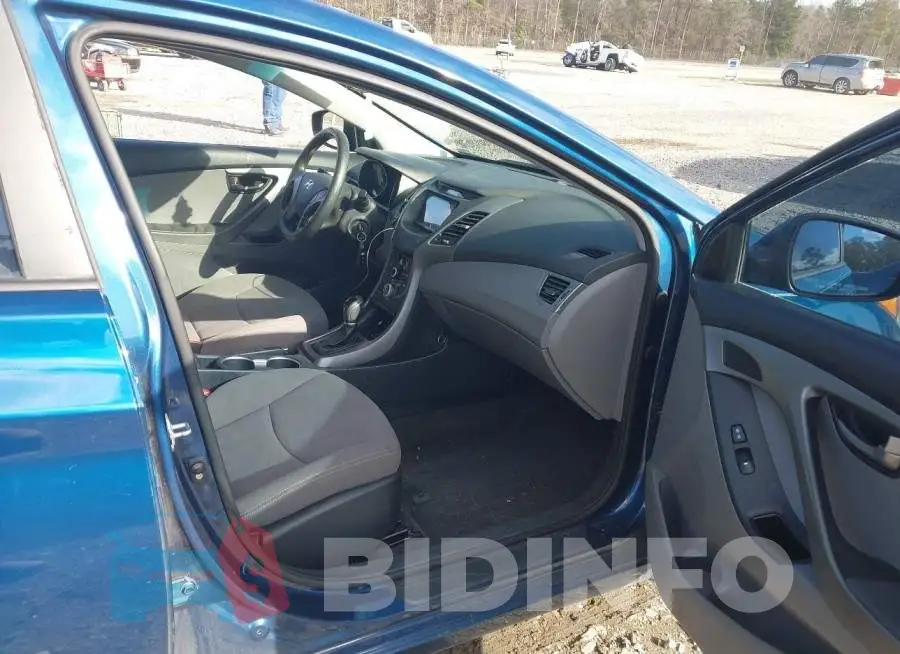 KMHDH4AE8GU643299 Photo# 5