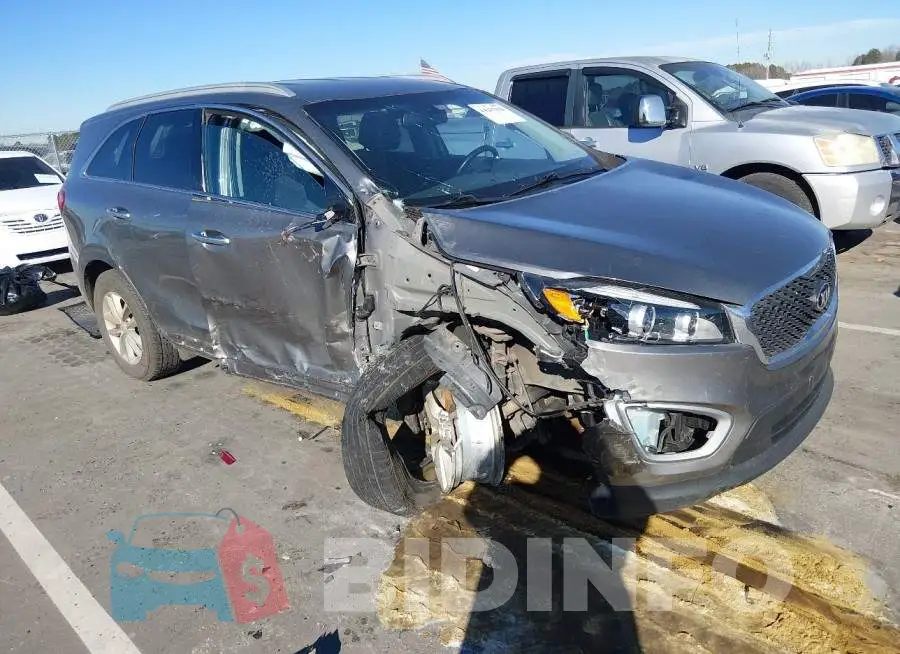5XYPG4A33HG216876 Photo# 1