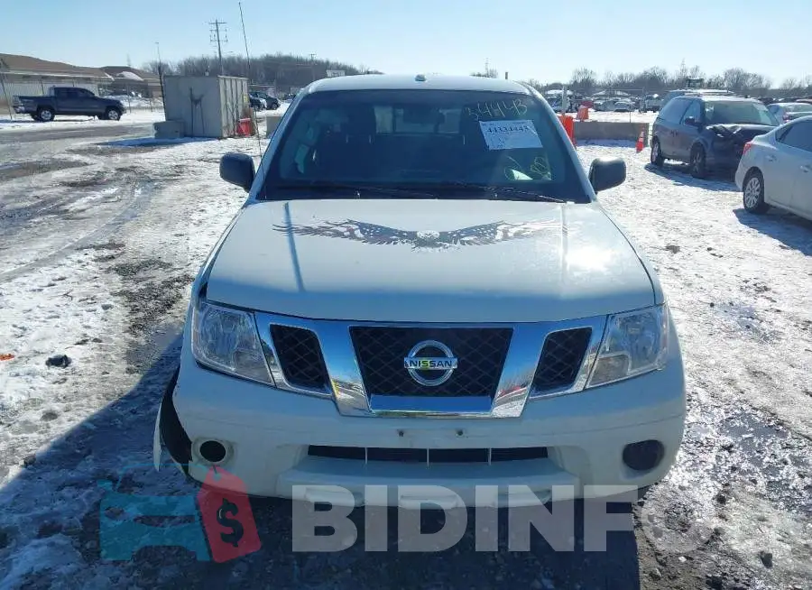 1N6AD0EV5JN758155 Photo# 13