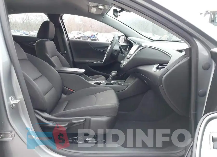 1G1ZD5ST3SF145929 Photo# 5
