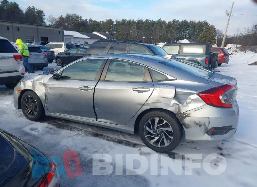 19XFC2F77HE201673 Photo# 14
