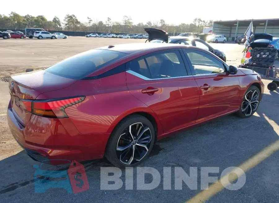 1N4BL4CV1PN399132 Photo# 4