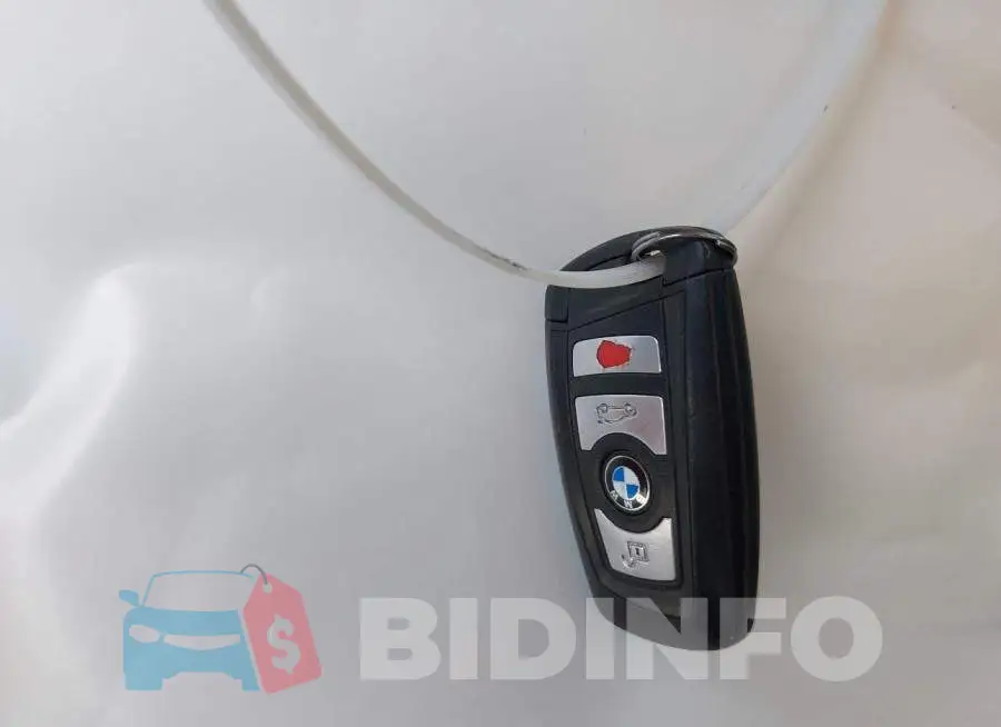 WBA5B1C5XGG552617 Photo# 11
