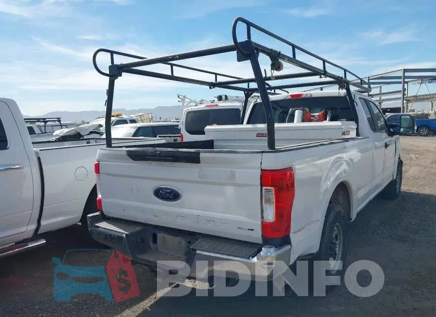 1FT7X2A67KED54113 Photo# 4