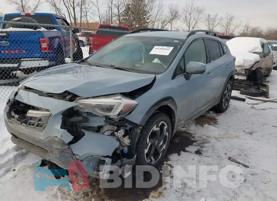 JF2GTHMCXN8233984 Photo# 2
