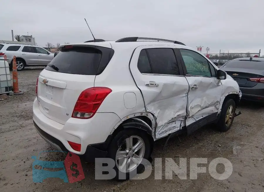 KL7CJPSB4LB000445 Photo# 4