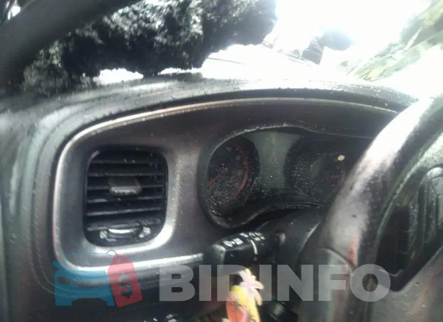 2C3CDXGJ7KH624423 Photo# 7