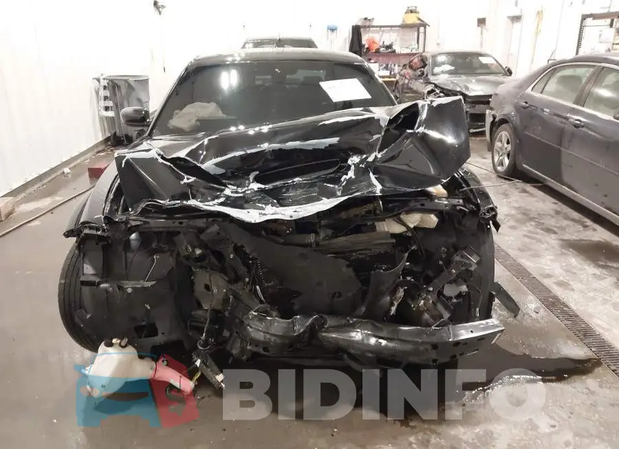 2C3CDXJG5KH520574 Photo# 13