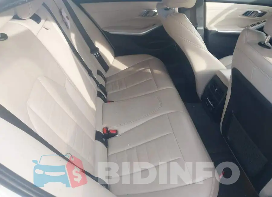 WBA5R7C00LFH41430 Photo# 8
