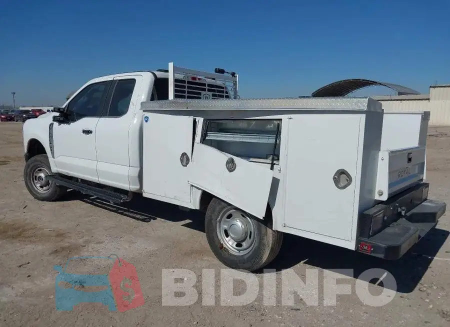 1FT8X2BA3RED94271 Photo# 3
