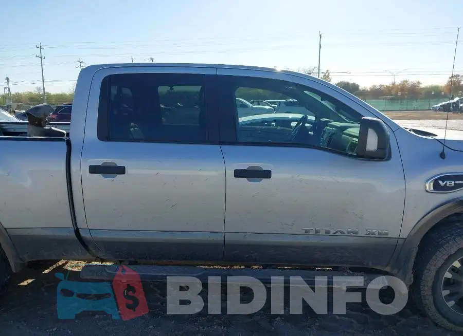 1N6AA1F47JN519517 Photo# 14