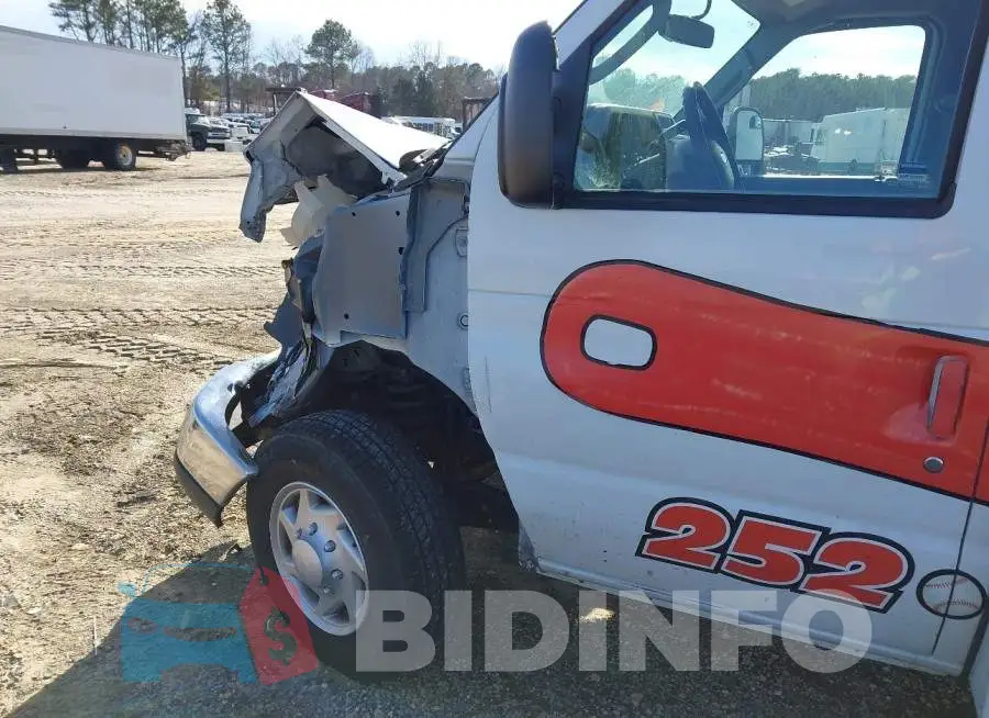 1FDWE3F62KDC75286 Photo# 22