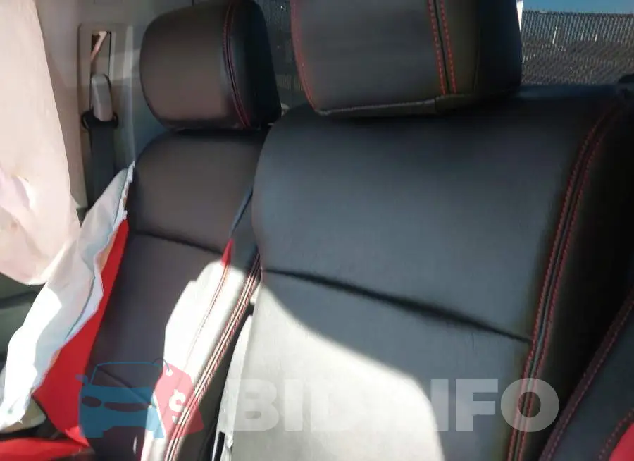 1FTMF1L54SKD20698 Photo# 8