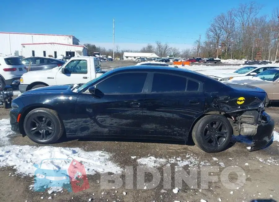 2C3CDXBG6MH642815 Photo# 14