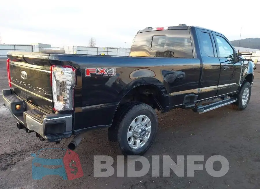 1FT8X2BN5PEE13211 Photo# 4