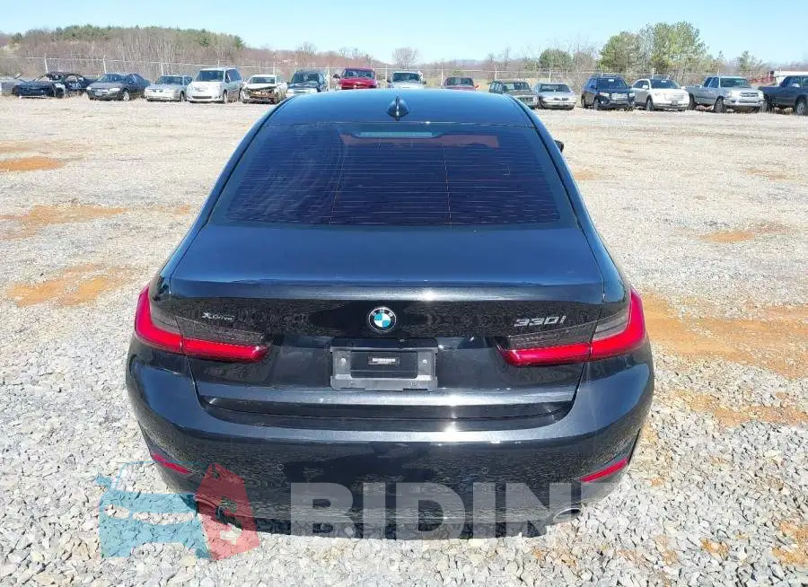 3MW5R7J00L8B37174 Photo# 16