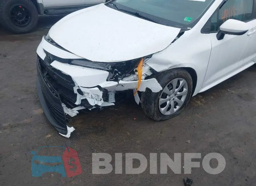 5YFB4MDE1RP179727 Photo# 6