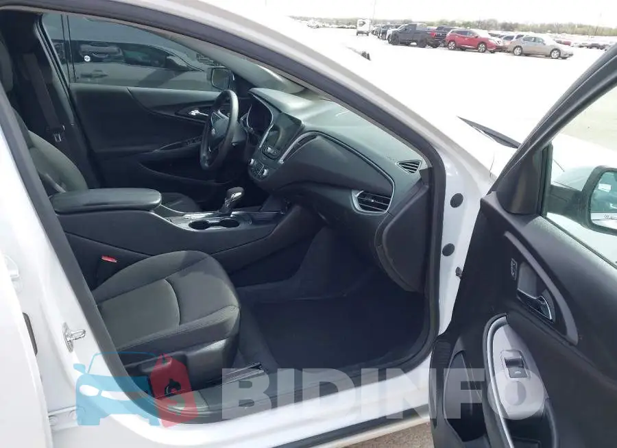 1G1ZD5ST5RF224612 Photo# 5