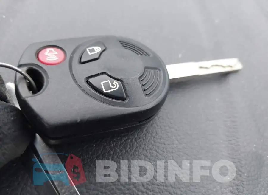 1FMCU9GD7HUA51901 Photo# 11