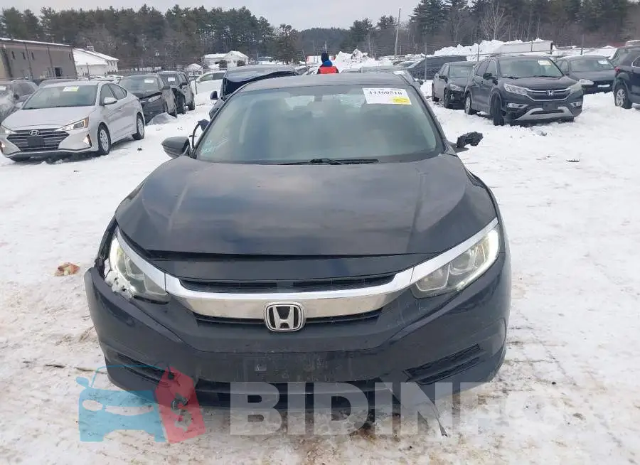 19XFC2F59GE231920 Photo# 12