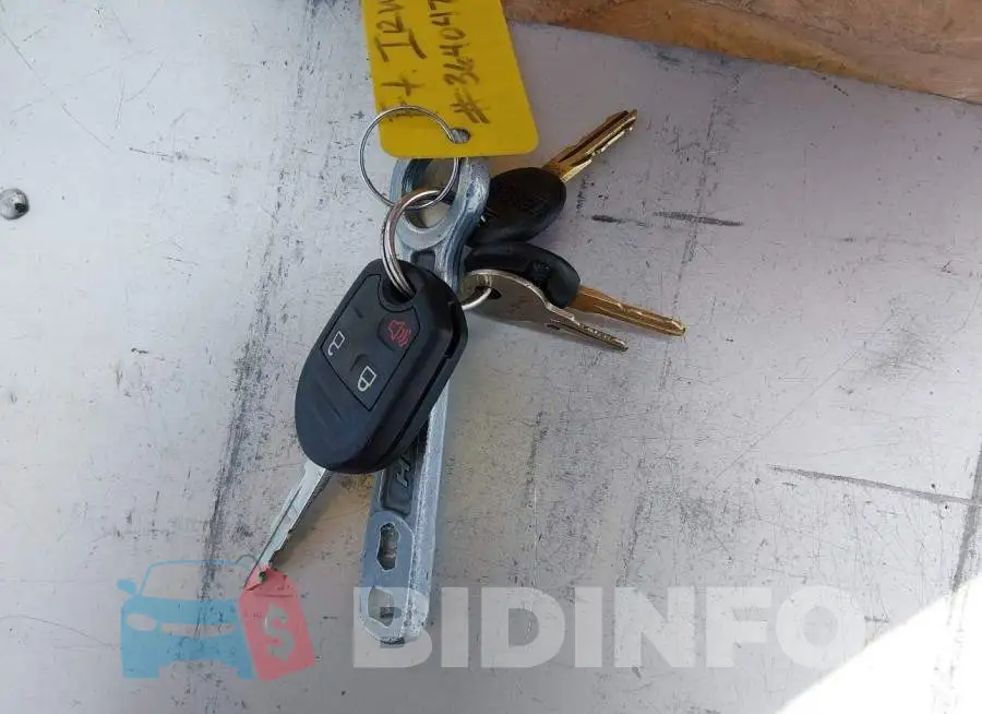 1FDUF4HT9GEA51236 Photo# 11