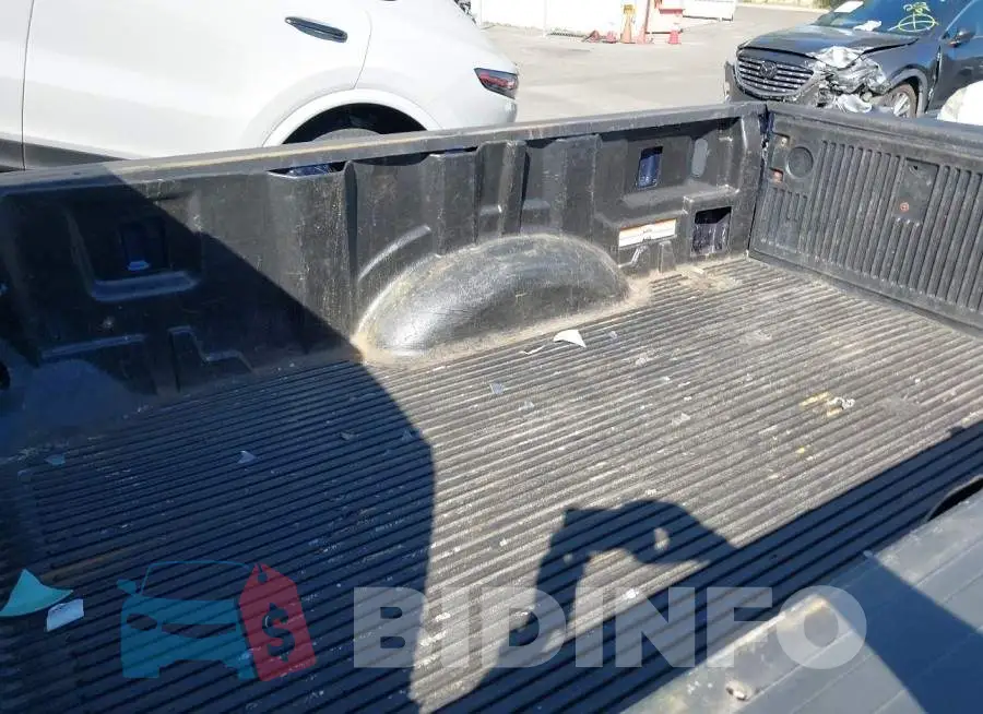 1FT7X2B68JEC48749 Photo# 22