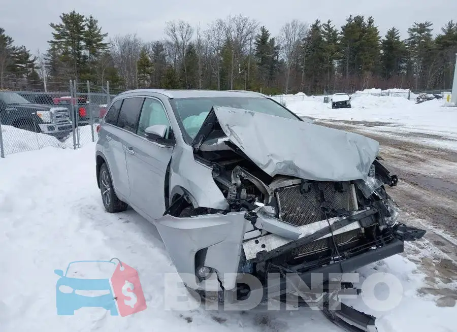 5TDJZRFH8JS861758 Photo# 1