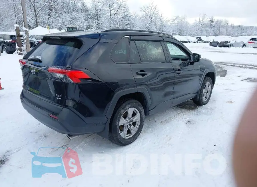 2T3P1RFV0NC261717 Photo# 4