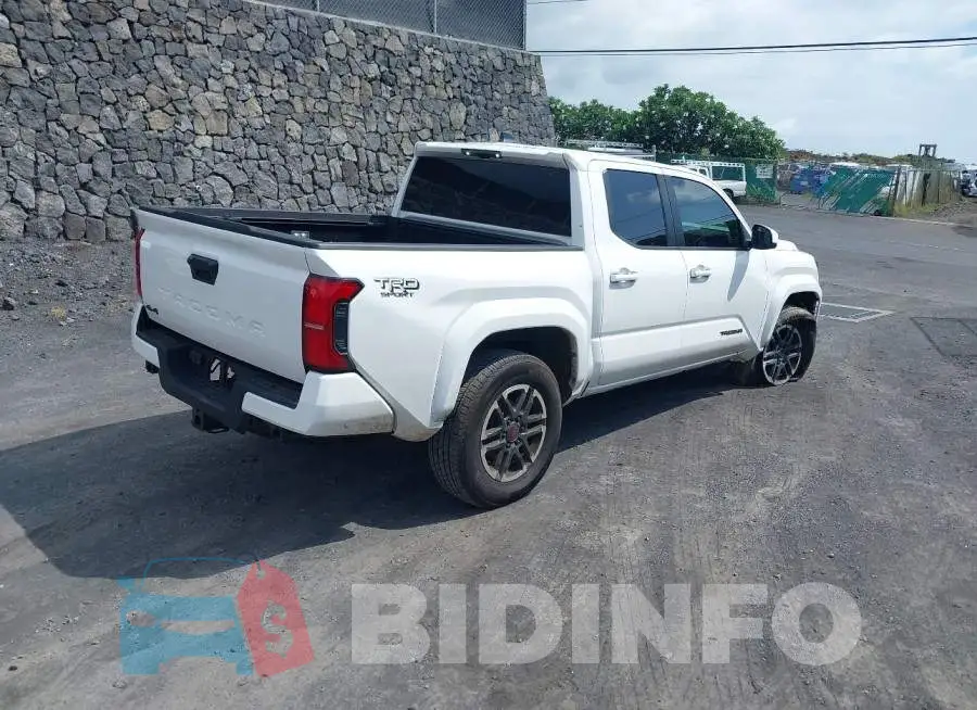 3TYLB5JN8RT024494 Photo# 4
