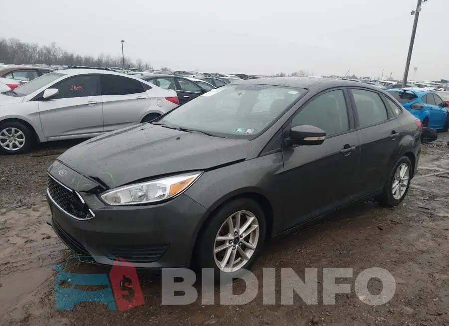 1FADP3F22GL261913 Photo# 2