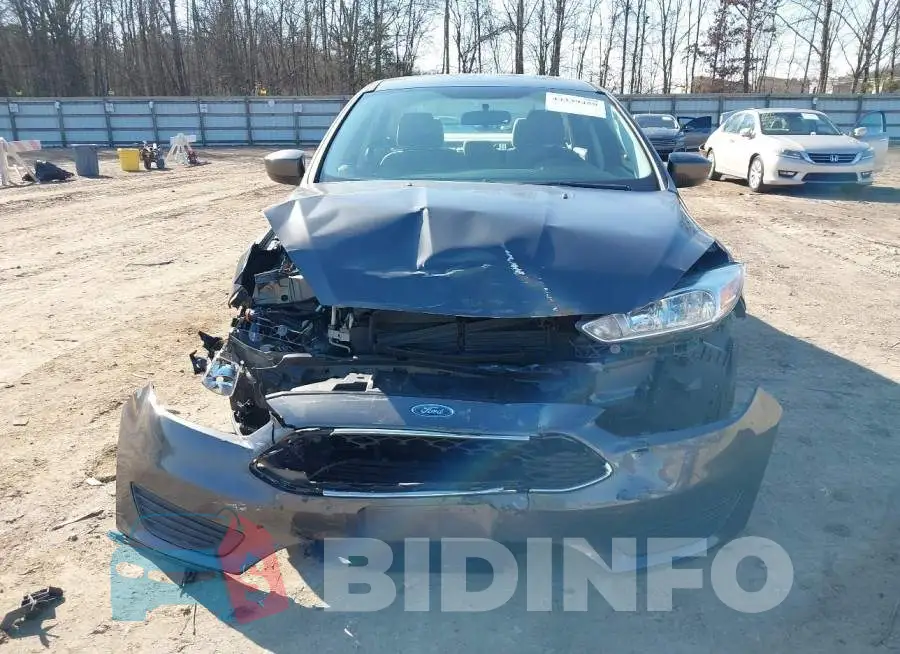 1FADP3F27JL252017 Photo# 6