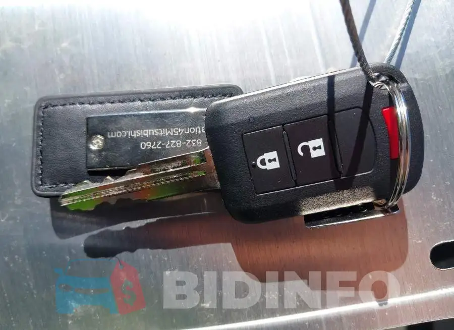 ML32FUFJ4RHF14145 Photo# 11